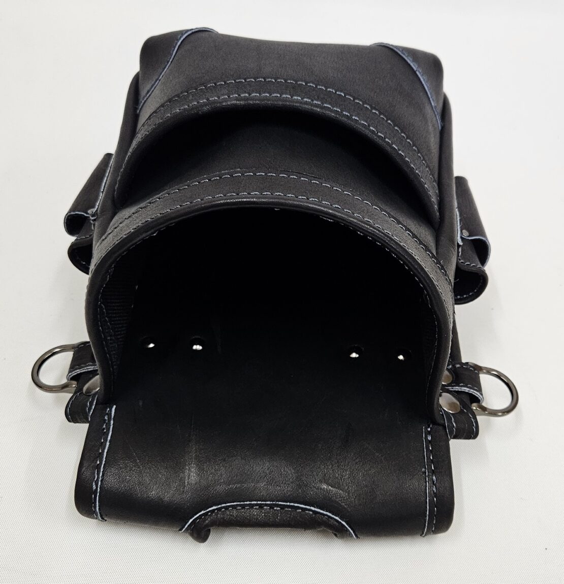 KLASS 極東産機 ブラシホルダー ダメージブラウン 11-8177 KLASS 極東産機 本革腰袋 ダメージブラウン ワイド 11-8175 1つ | イーヅカ